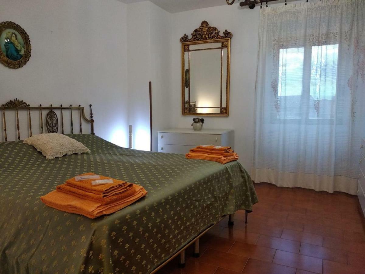 Casa Del Ciliegio Villa Radicofani Bagian luar foto